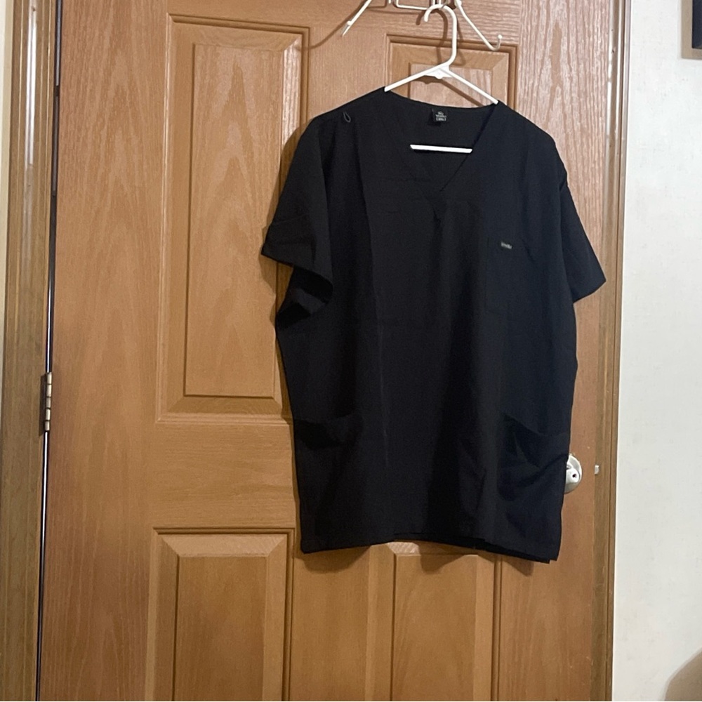 Scrub Top XXL black Unix soft and lightweight.